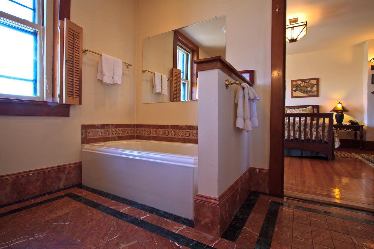 Bed and Breakfast The Gryphon House à Boston Extérieur photo