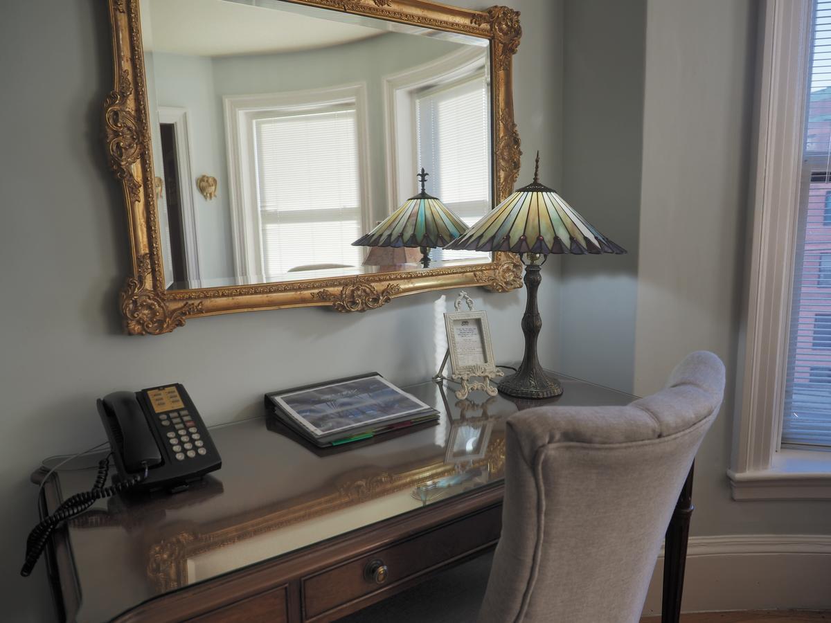 Bed and Breakfast The Gryphon House à Boston Extérieur photo